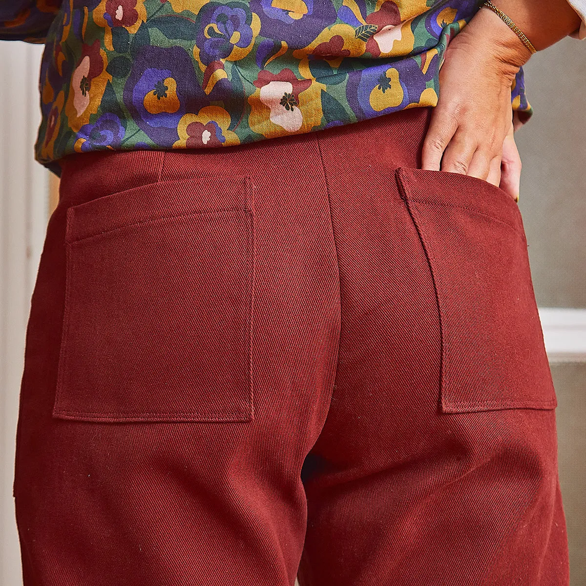 BERLIN - Pants or shortpants - Women 32-52 - Paper Sewing Pattern