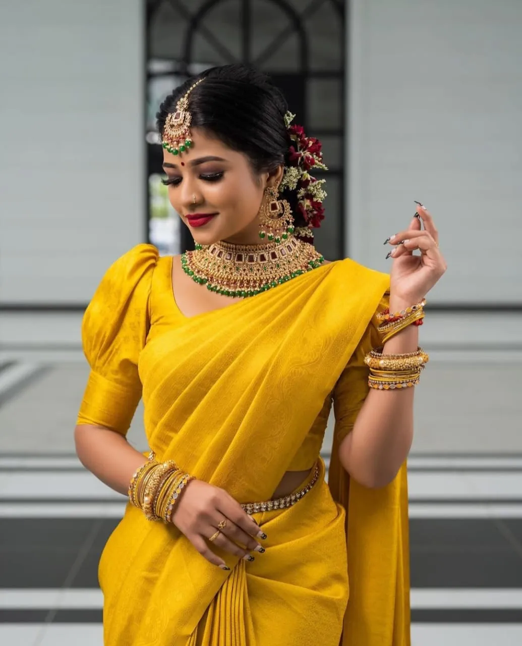 Bewitching Yellow Soft Silk Saree with Energetic Blouse Piece