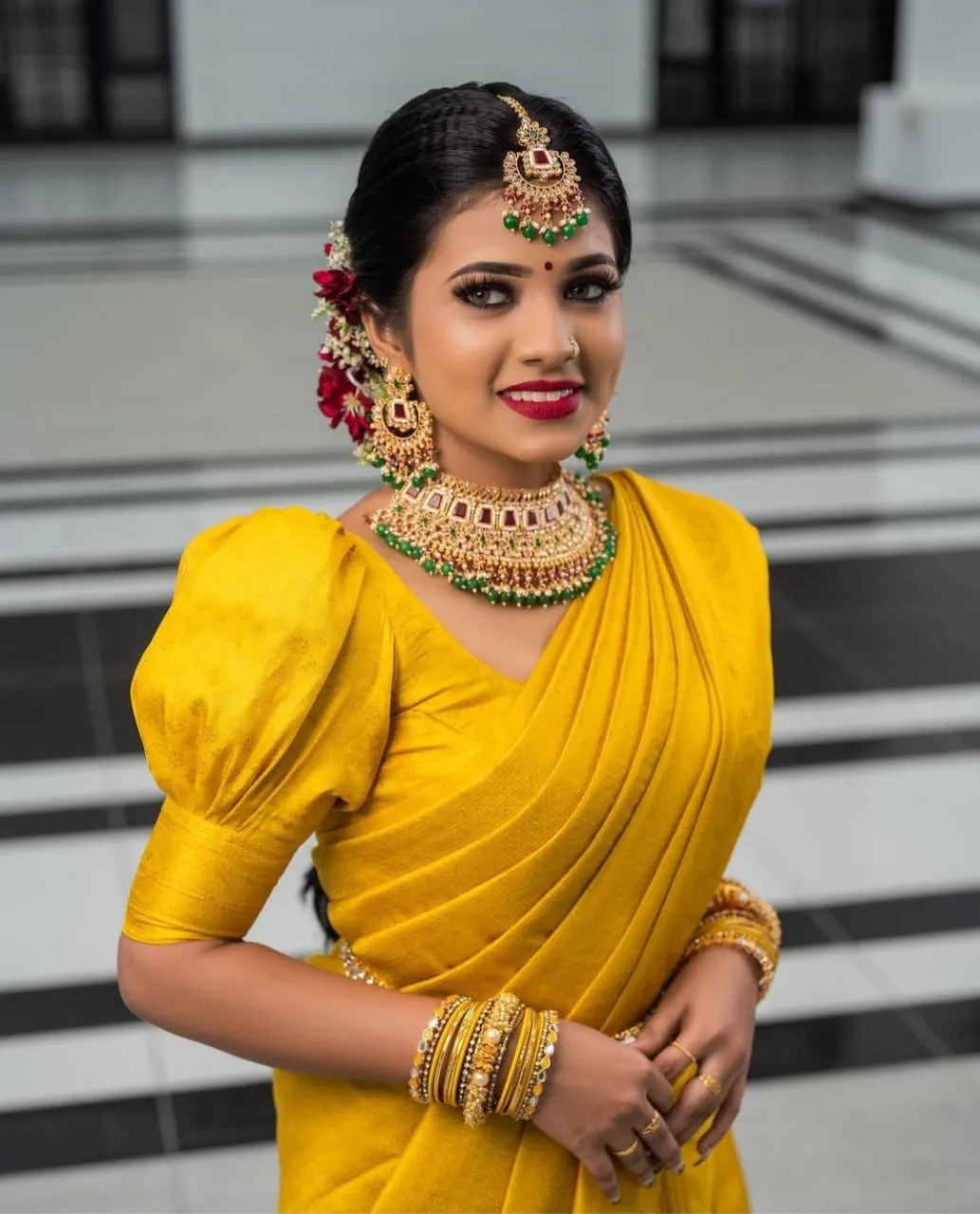 Bewitching Yellow Soft Silk Saree with Energetic Blouse Piece