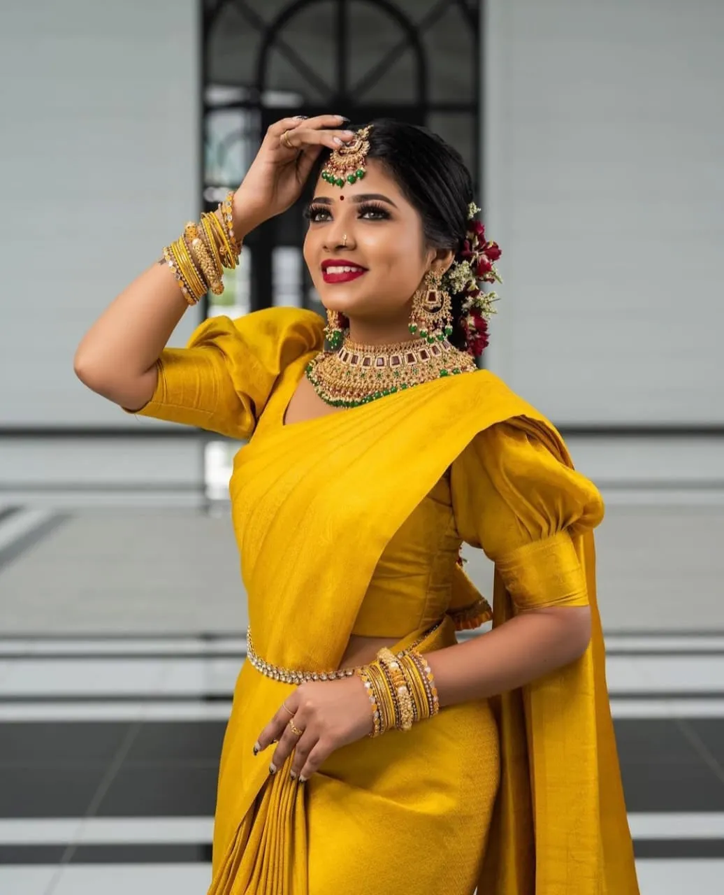 Bewitching Yellow Soft Silk Saree with Energetic Blouse Piece