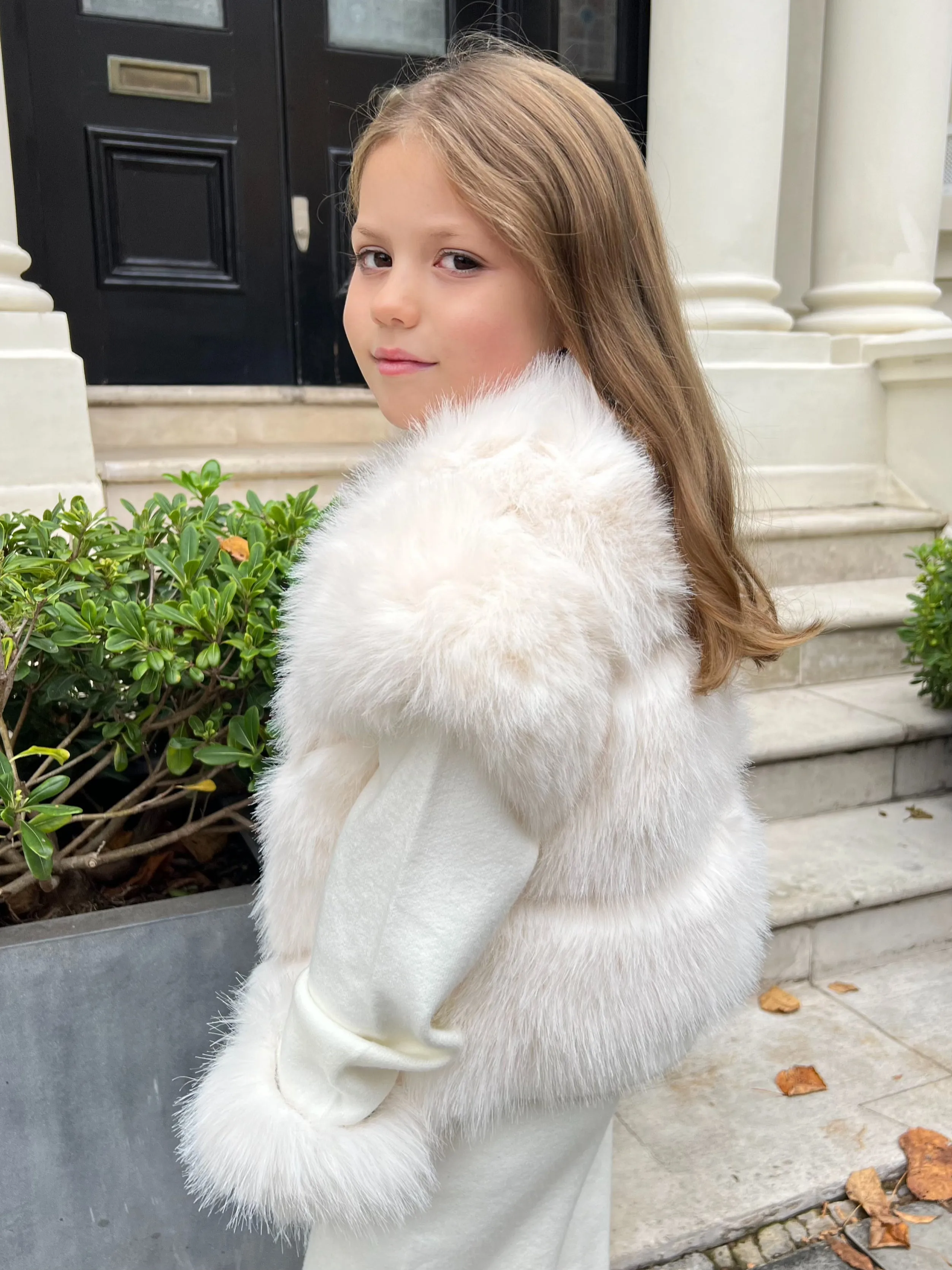 Childrens Cream Premium Faux Fur Short Gilet