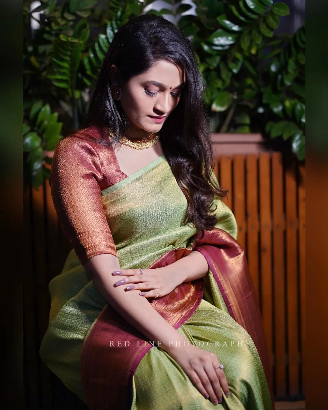 Fairytale Green Soft Banarasi Silk Saree With Classic Blouse Piece