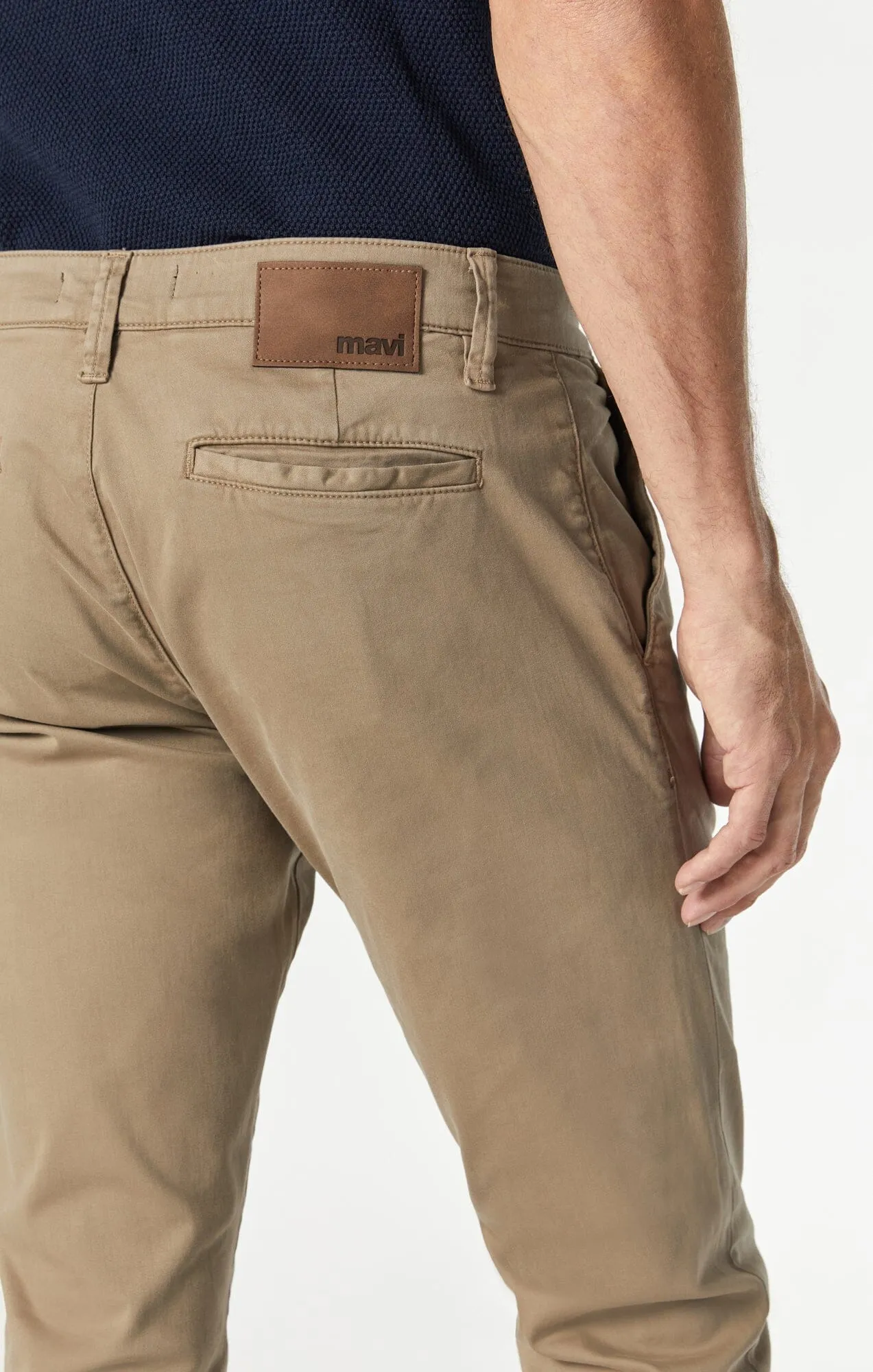 JOHNNY SLIM LEG CHINO IN BRITISH KHAKI TWILL