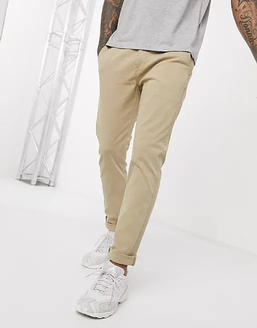 Levis Taper Beige Chino