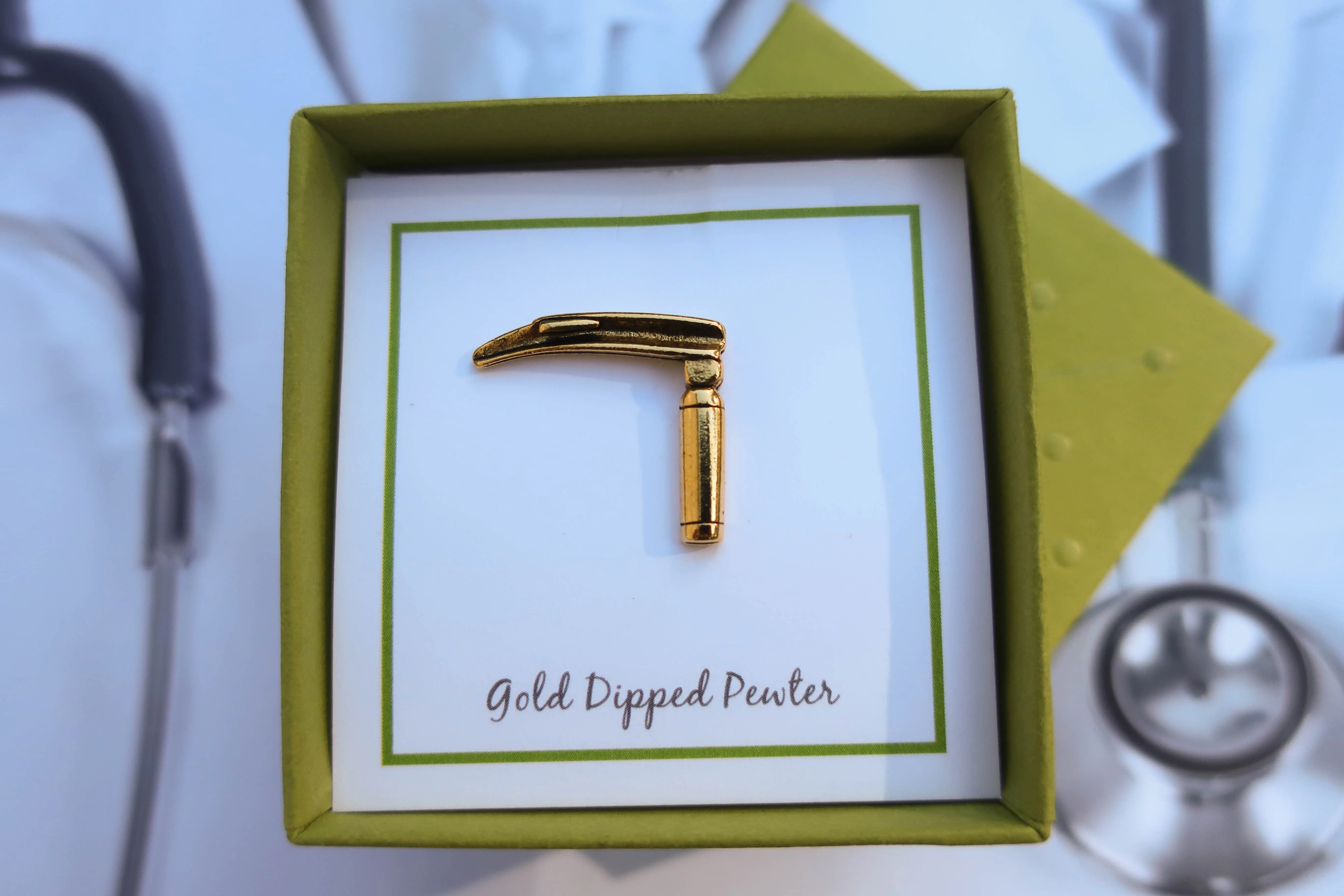 Miller Blade Laryngoscope Gold Lapel Pin