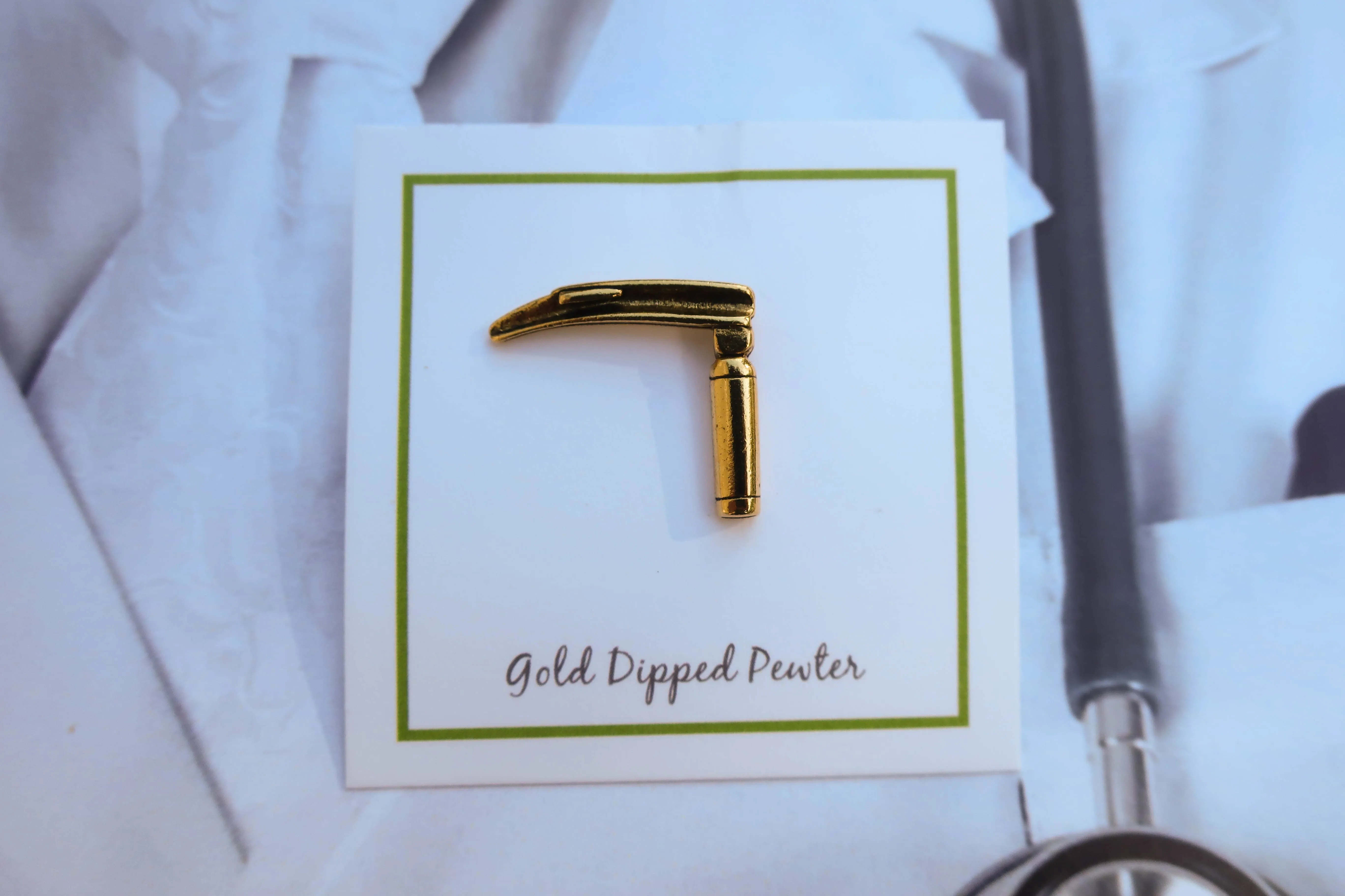 Miller Blade Laryngoscope Gold Lapel Pin