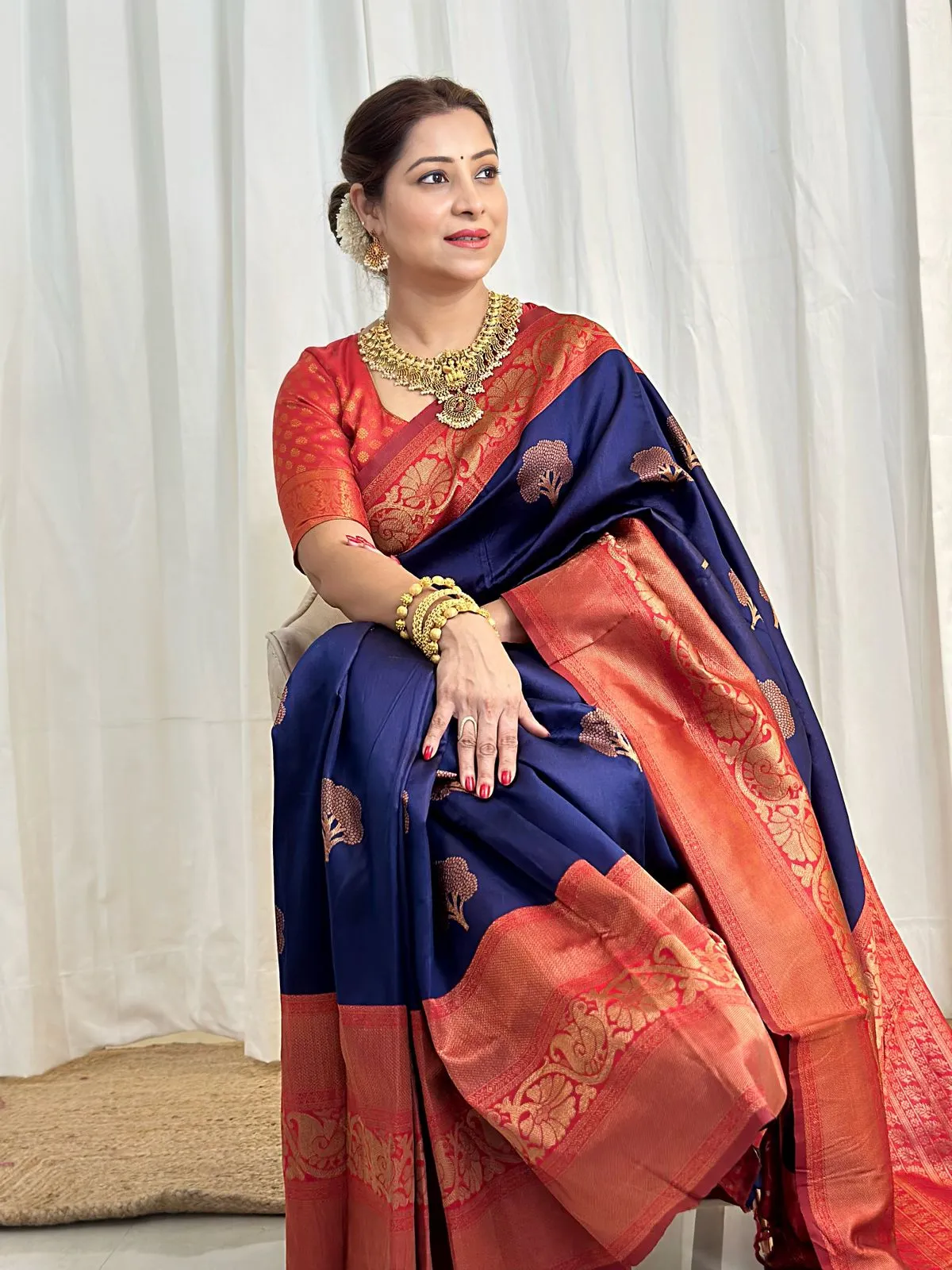 Panoply Navy Blue Soft Banarasi Silk Saree With Moiety Blouse Piece