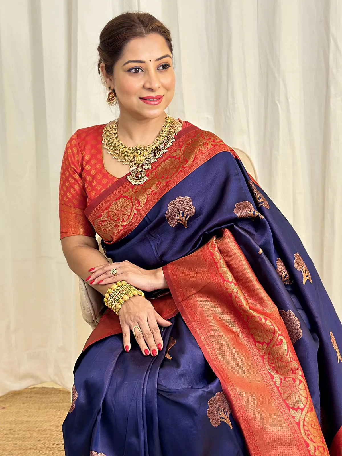 Panoply Navy Blue Soft Banarasi Silk Saree With Moiety Blouse Piece