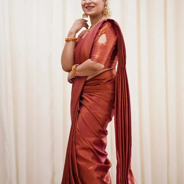 Precious Maroon Soft Banarasi Silk Saree With Wonderful Blouse Piece